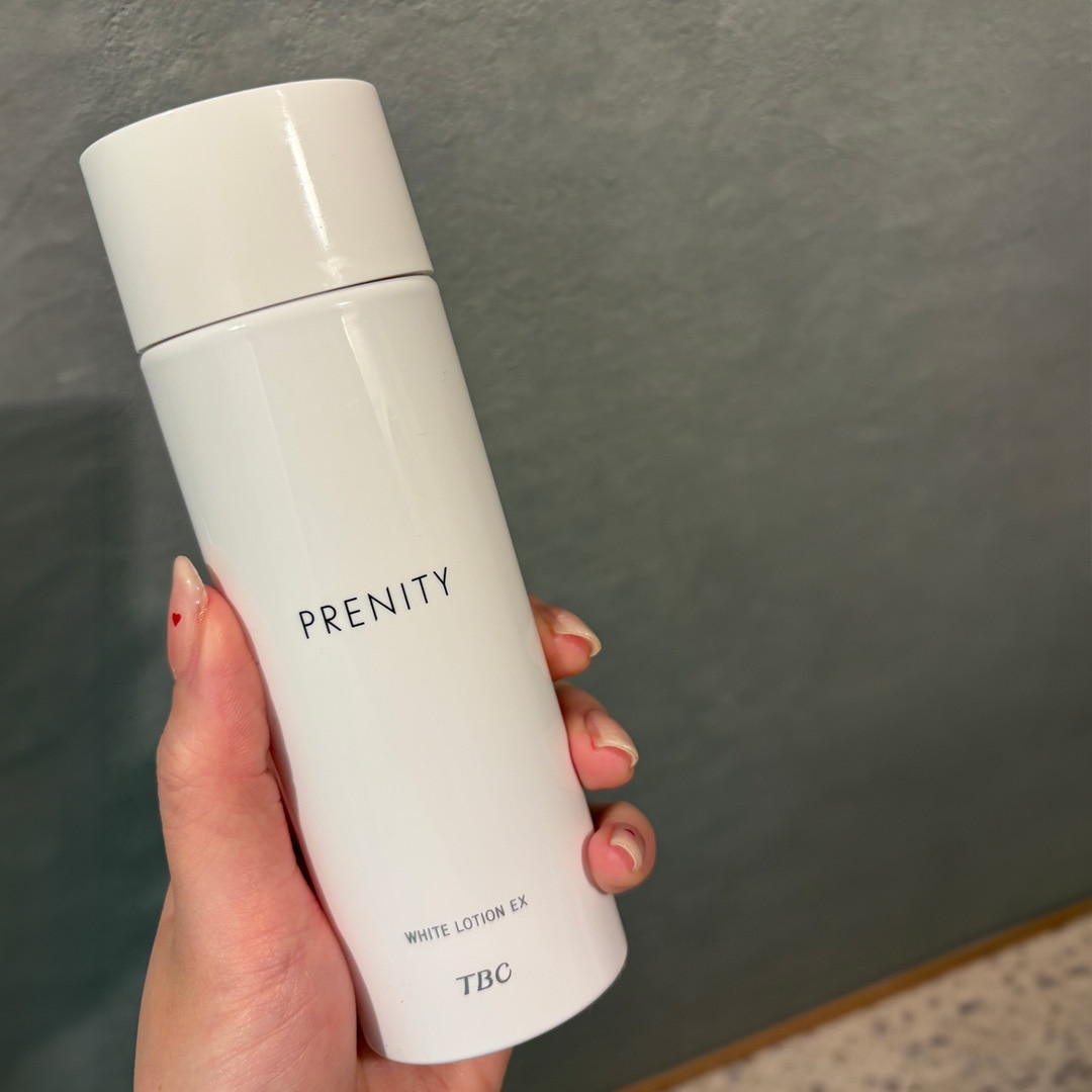 うるおいに満ちた薬用美白化粧水！